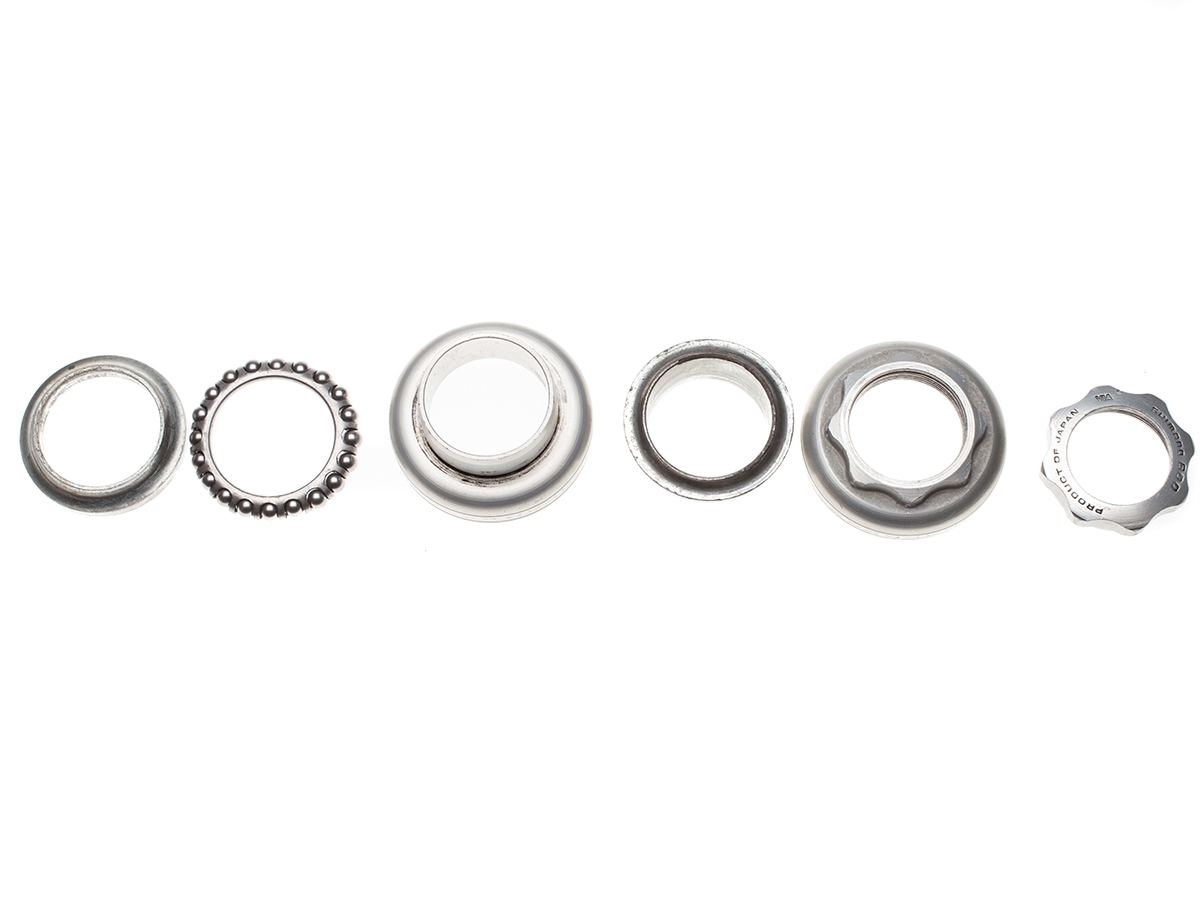 Shimano\u0020600\u0020Headset\u0020\u002D\u0020Silver